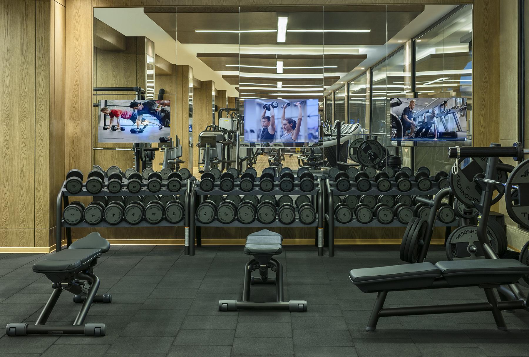 Elite World Grand Istanbul Basın Ekspres Hotel Exterior foto The gym at the London Marriott Grand Ballroom