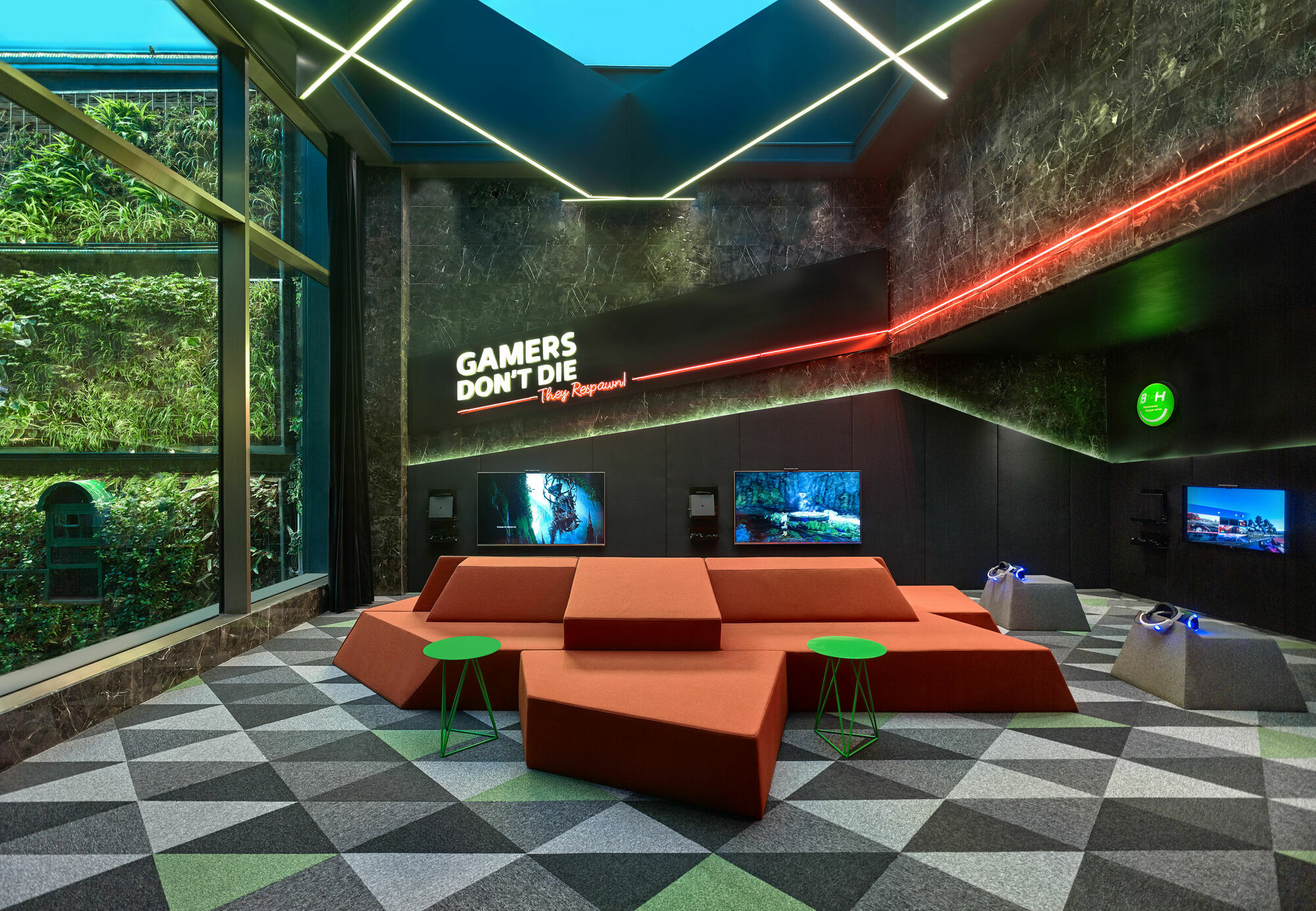 Elite World Grand Istanbul Basın Ekspres Hotel Exterior foto The interior of the Razer Store in Singapore